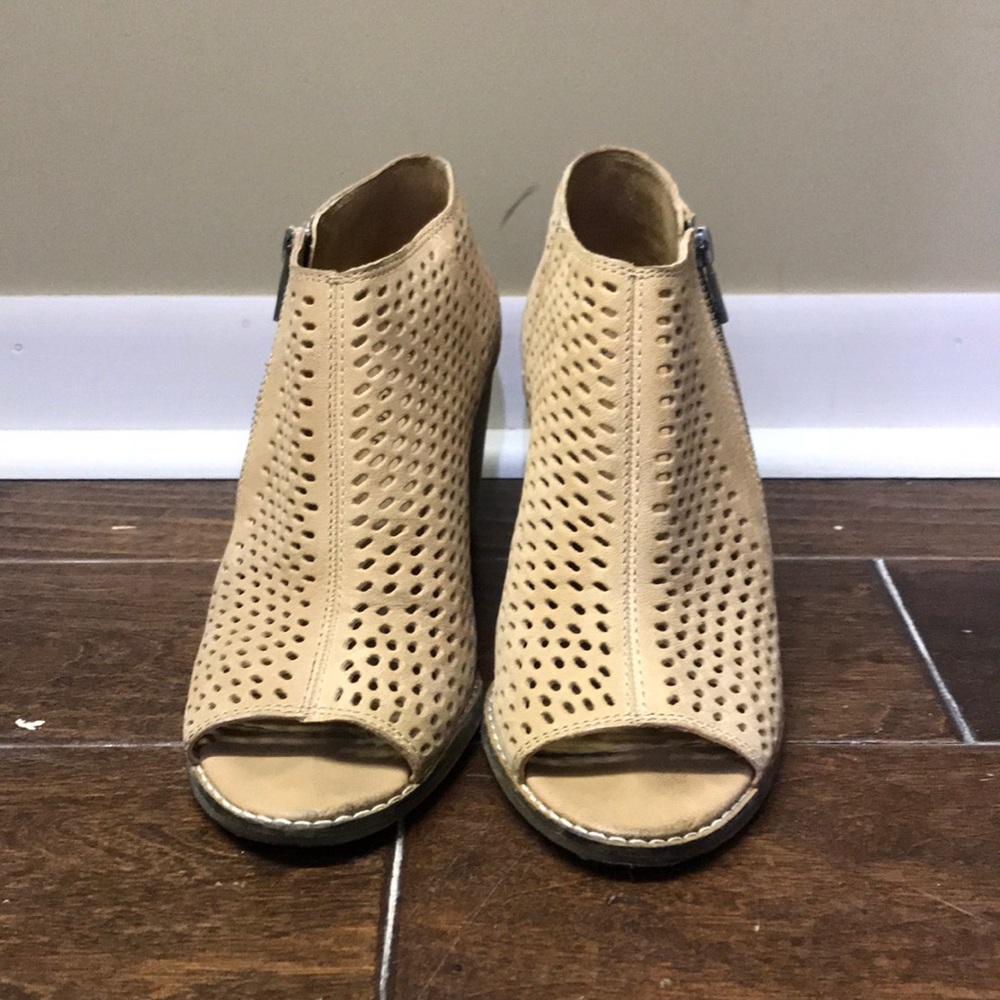 Wedges - Picture 2 of 3